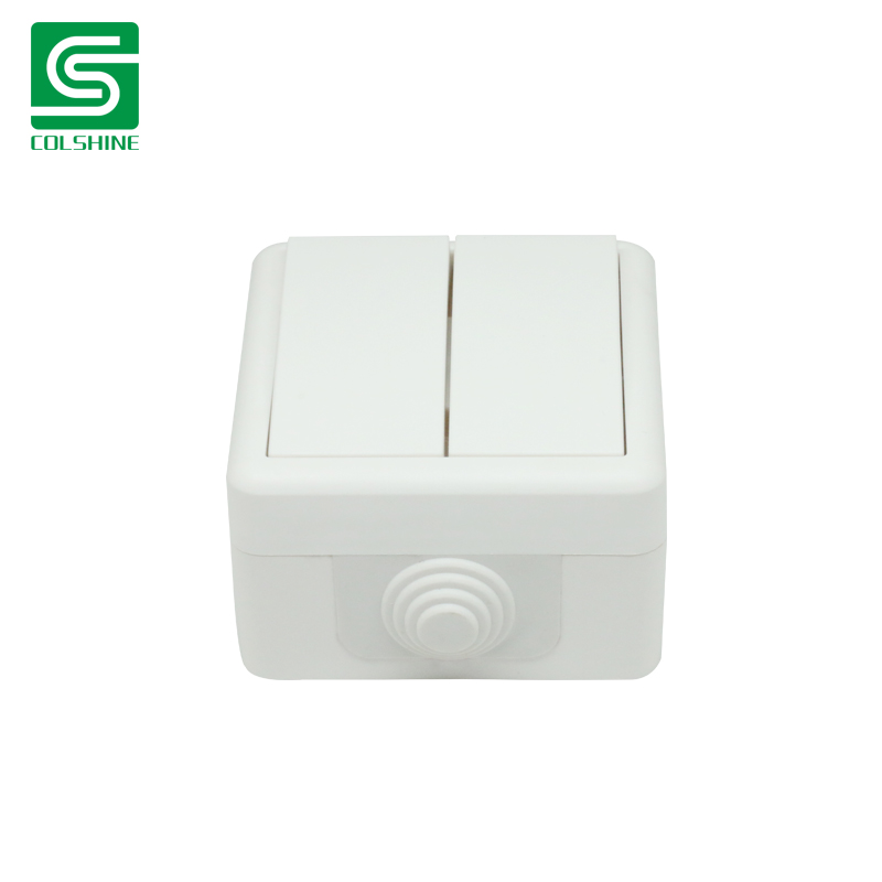 2 gang 1 way switch white 01 .jpg